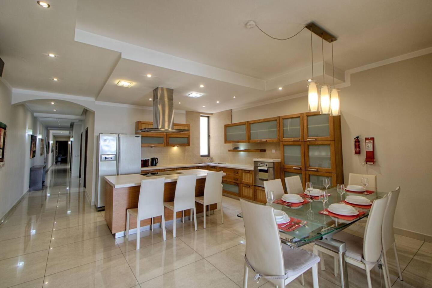 The By Homely * Sliema