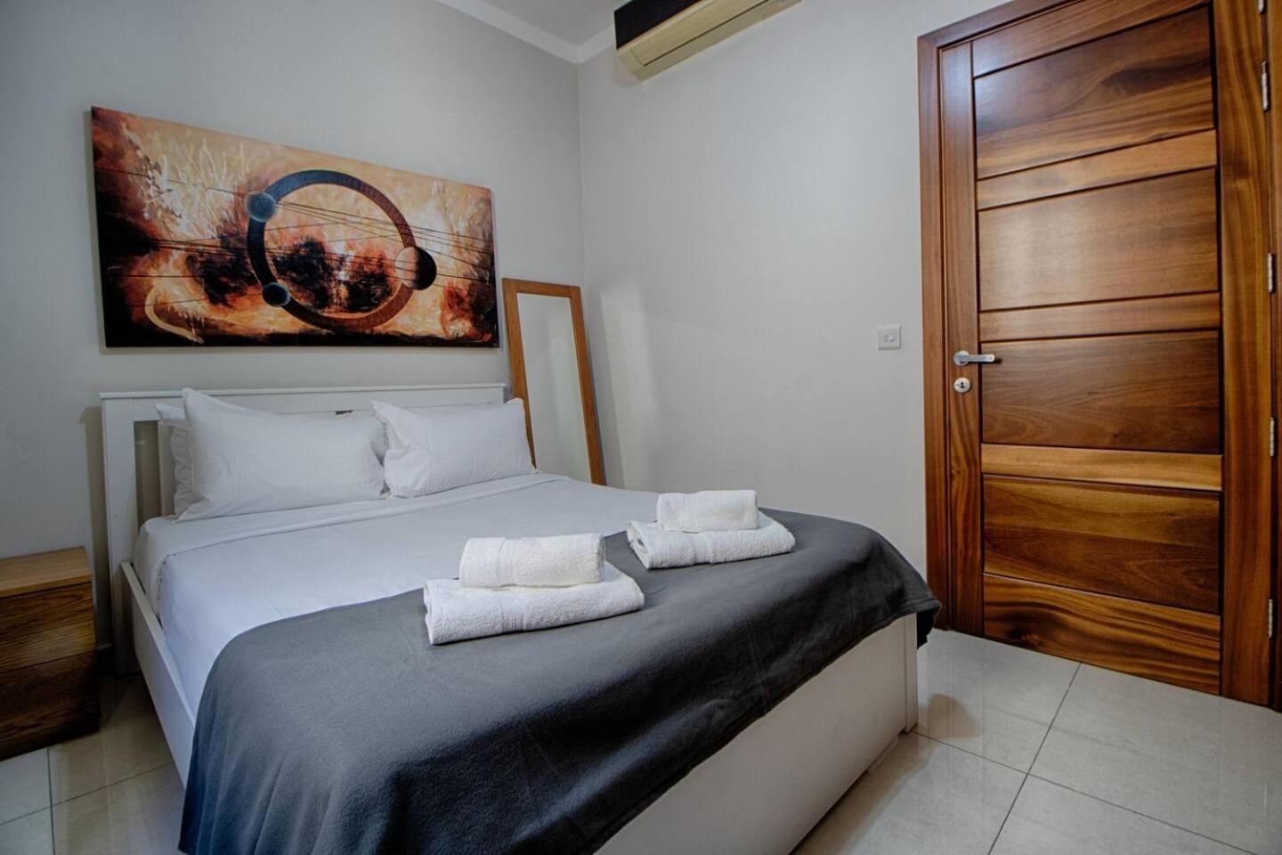 The By Homely Apartment *